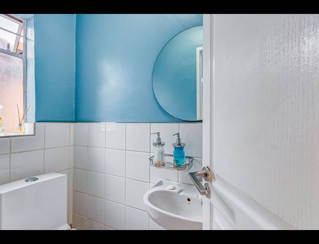 2 BEDROOM TOWNHOUSE FOR SALE IN SUNDOWNER